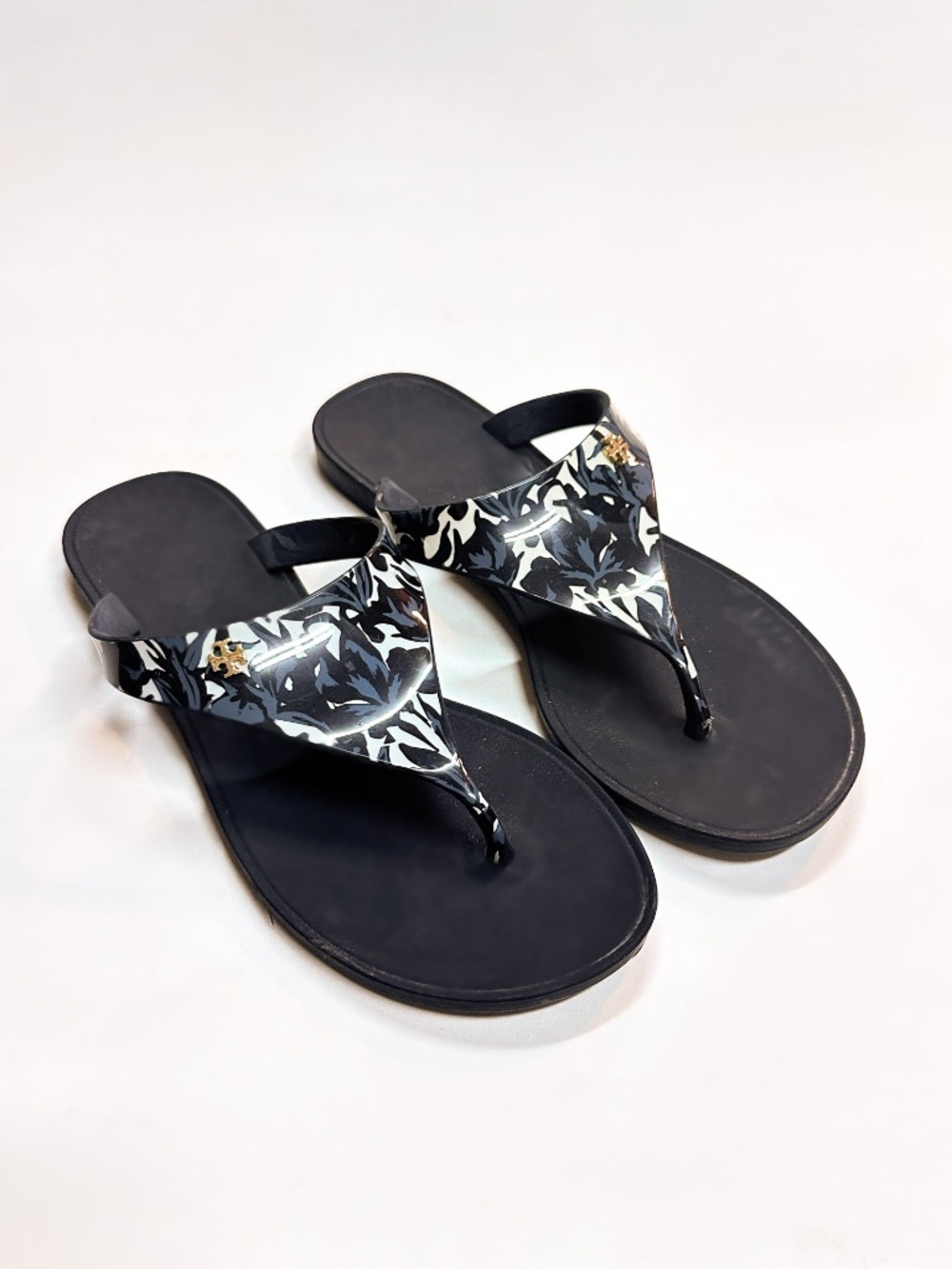 TORY BURCH Size 5 Midnight Floral Jelly Thong Sandals Black Teal Off White Flats